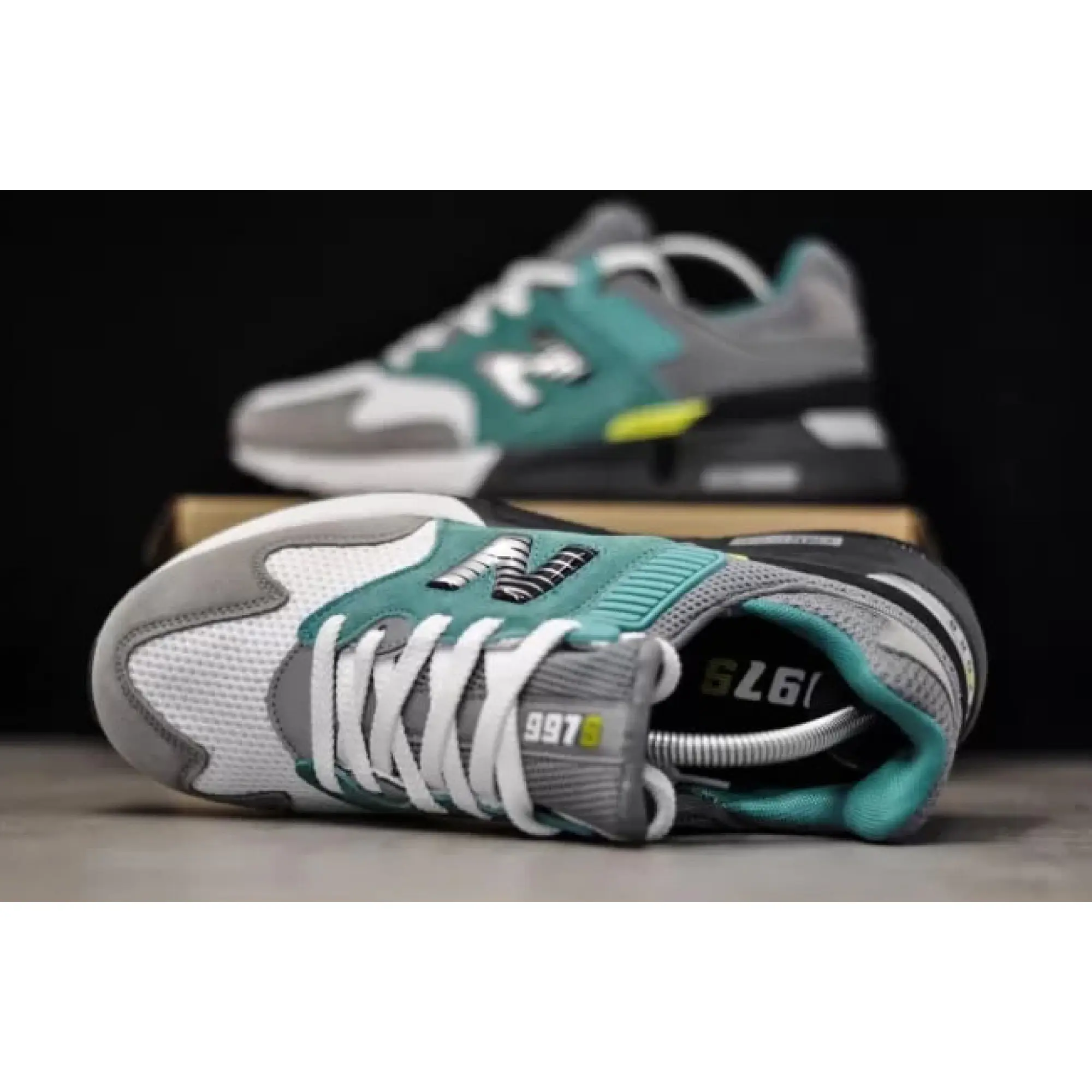 New balance sale 997 gunmetal
