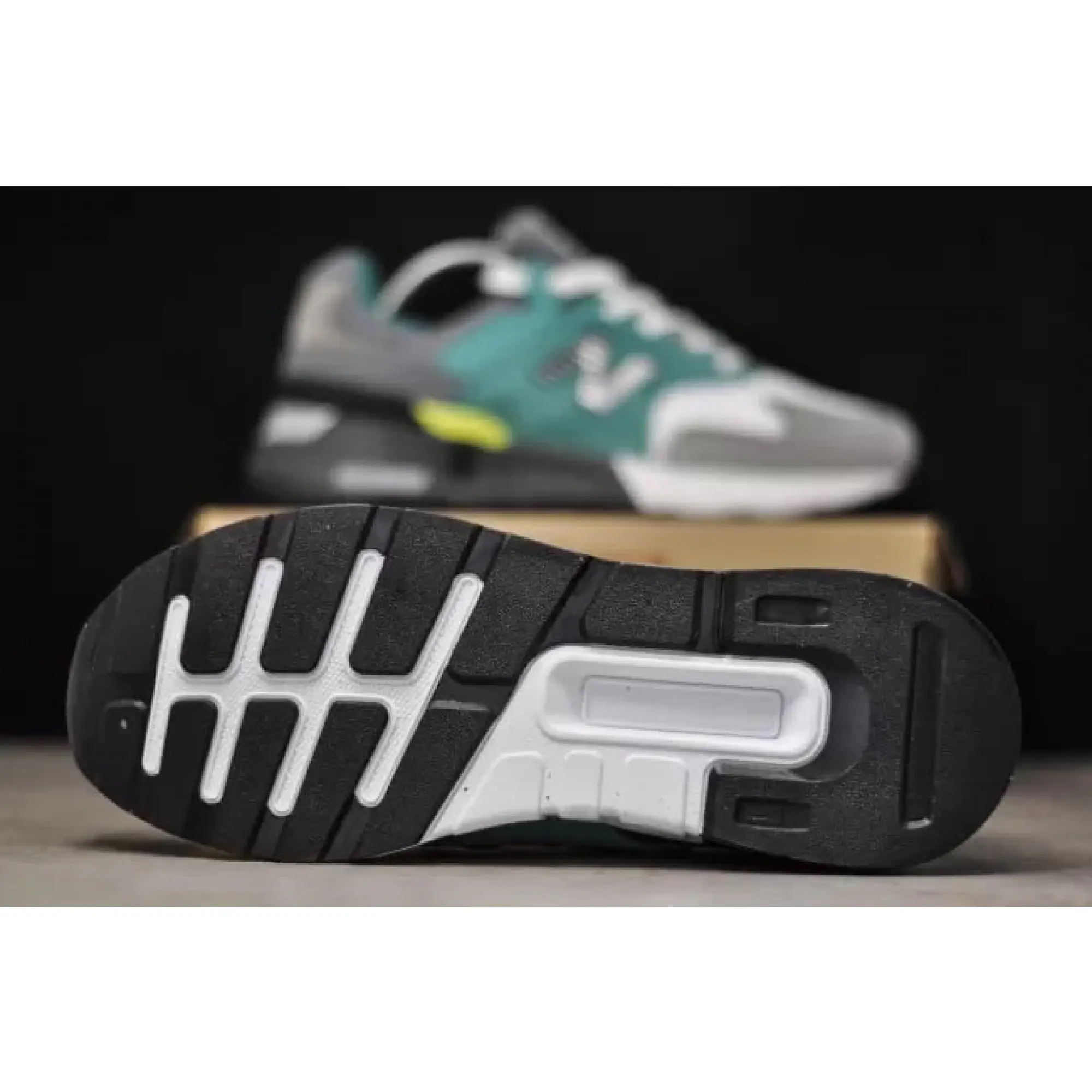 New Balance 997S Green Gunmetal Verdite